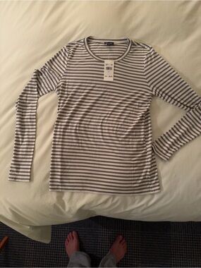 Striped Long-Sleeve Crewneck Shirt - Olive green/White size S